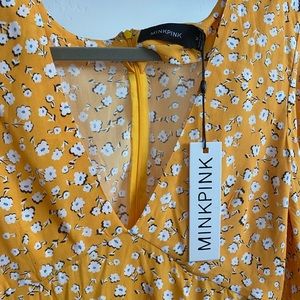 Summer Daisy Tea Dress yellow